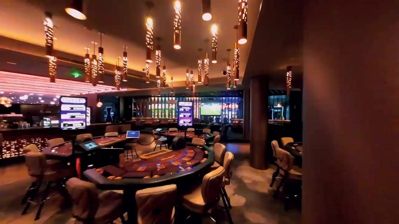 An Ultimate Texas Hold'em table on the casino floor